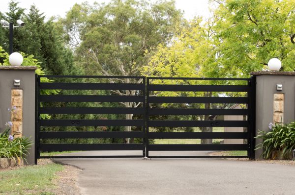 Toledo Driveway Gate Service