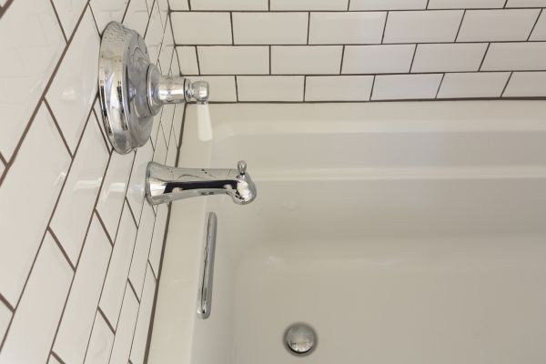 Toledo Bathtub Refinishing
