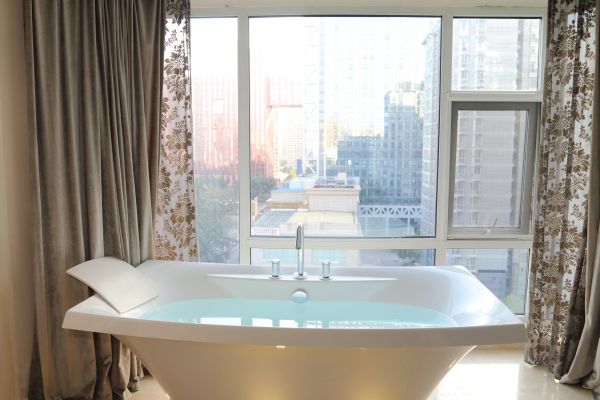Toledo Bathtub Installation